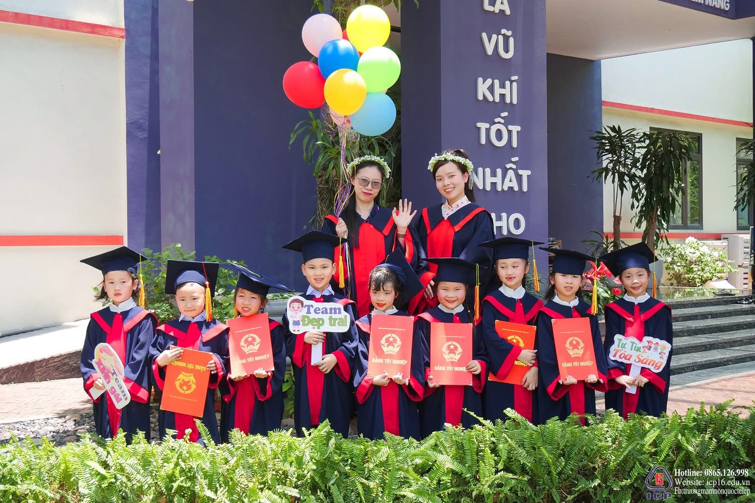 KÝ ỨC TUỔI THƠ – NGÀY CỬ NHÂN ĐẦU ĐỜI